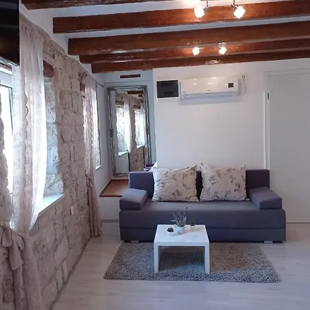 Apartment Studio Makala